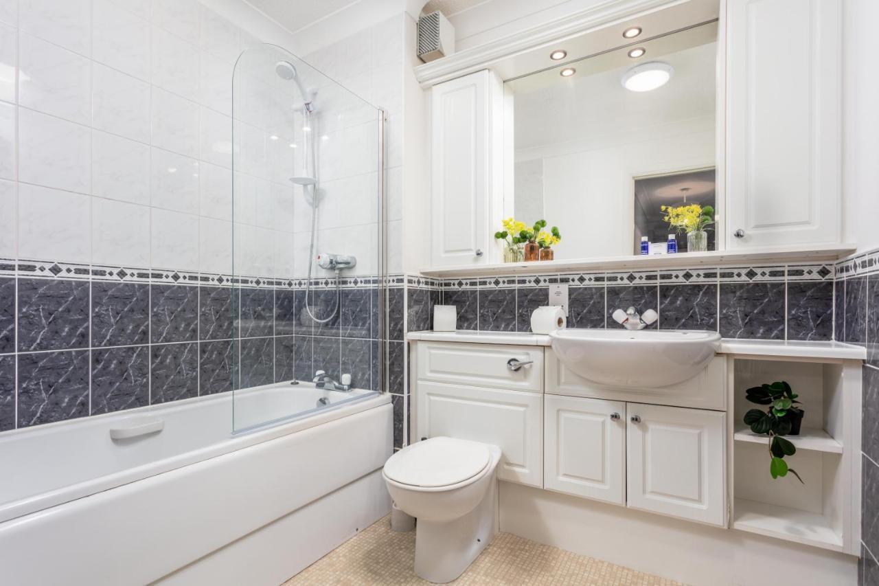 Millbrae Residence - Donnini Apartments Ayr Buitenkant foto